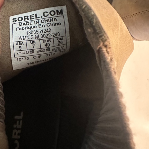 Sorel Women’s Joan of Arctic Wedge Chelsea Boot size 9 in ash brown/tan - Picture 5 of 8